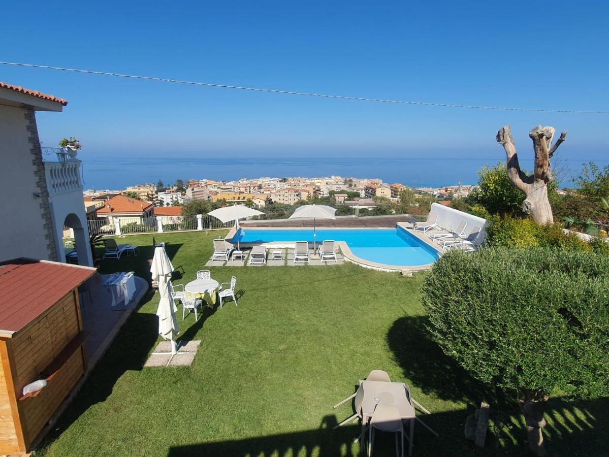 Appartamenti Borgo Panoramico N 4 Tropea Exterior foto